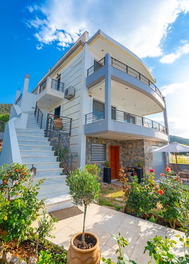 Luxurious House Near The Sea Daire Pórto Ráfti Dış mekan fotoğraf